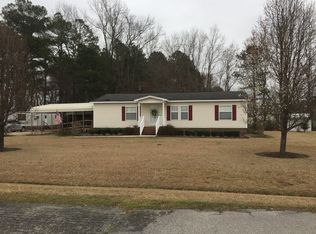 102 Kay Rd, Clinton, NC 28328