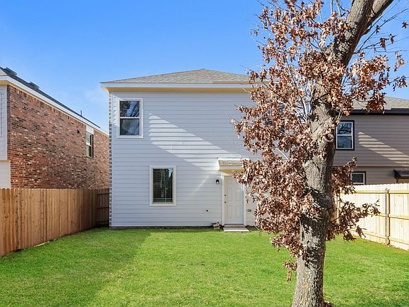 5th image of 1305 Ester Ln