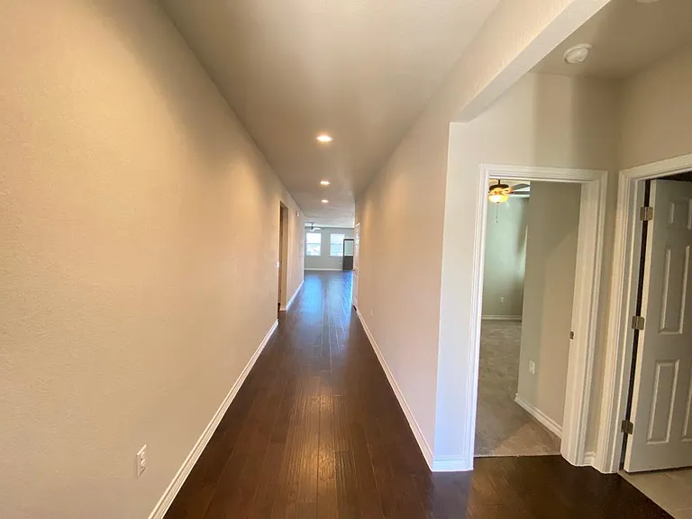 5904 Daly Dr — Photo 4