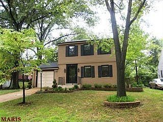 1st image of 31 E Glenwood Ln