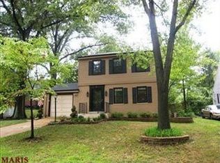 31 E Glenwood Ln, Saint Louis, MO 63122