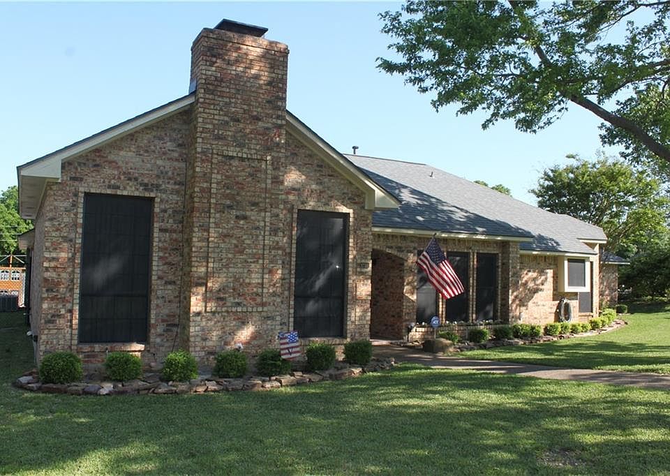 1st image of 1730 Sparta Dr