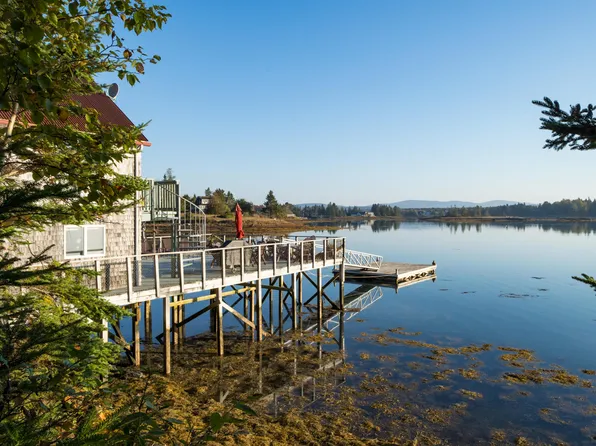 17 Bayberry Lane, Tremont, ME 04612