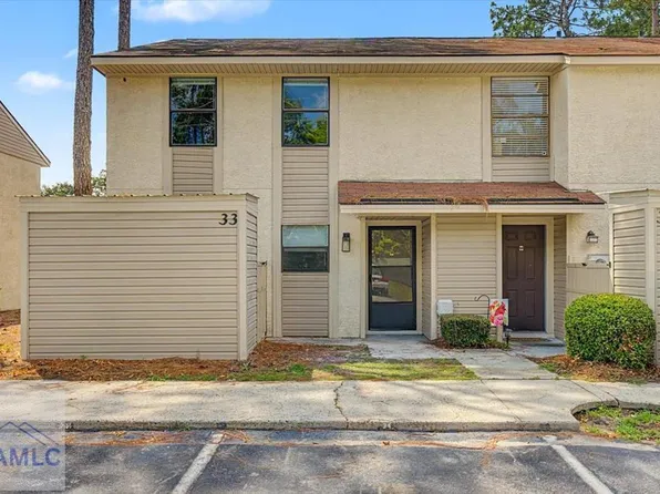 901 Olmstead Dr APT 33E, Hinesville, GA 31313