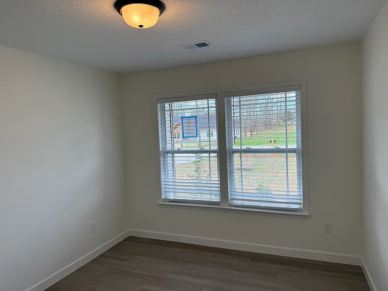 896 Bradley Dill Rd #B — Photo 40