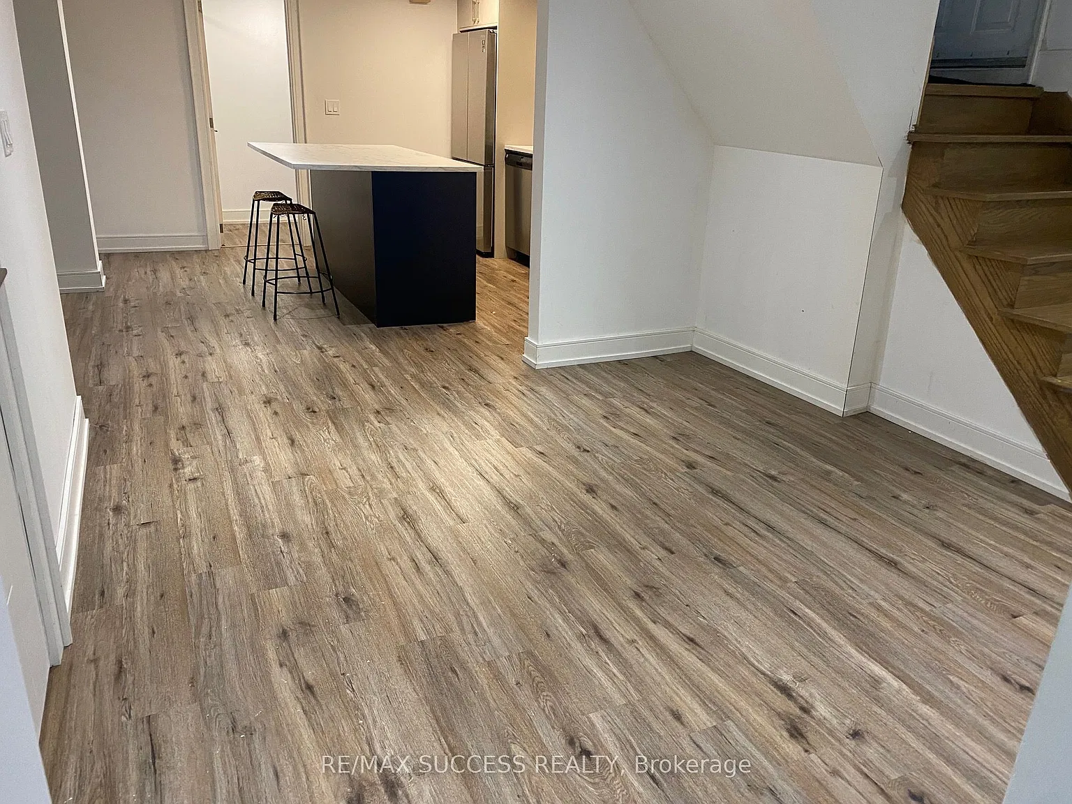 2 bed, $2,100 — Photo 4
