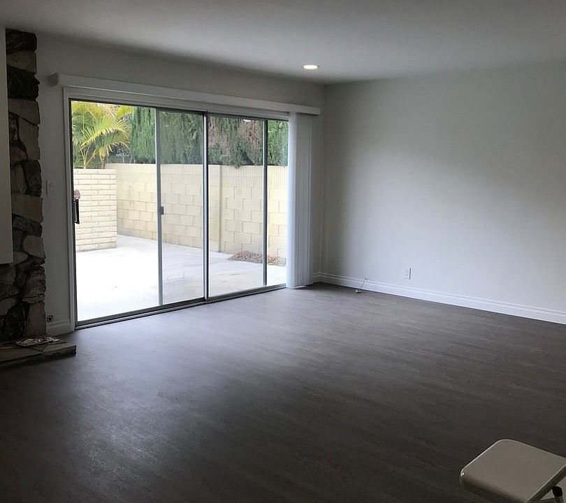 1st image of 4881 Hazelnut Ave