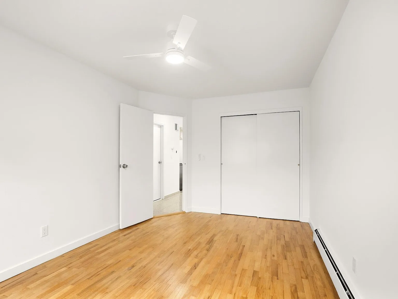 2 bed, 1.0 bath, $2,850 — Photo 3