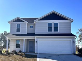 4051 Racking Horse Rd, Hope Mills, NC 28348