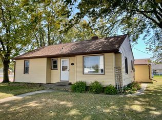 200 Ochre St W, Comfrey, MN 56019