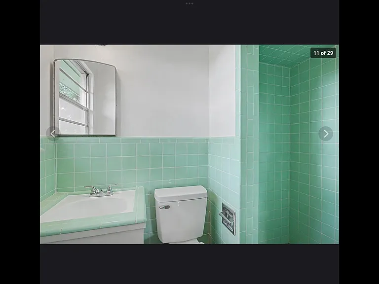 2337 N Austin Ave — Photo 8