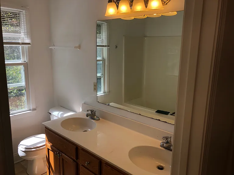 9 Waverly Pl #B — Photo 9