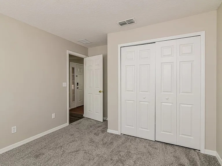 2055 Newtown Rd — Photo 13