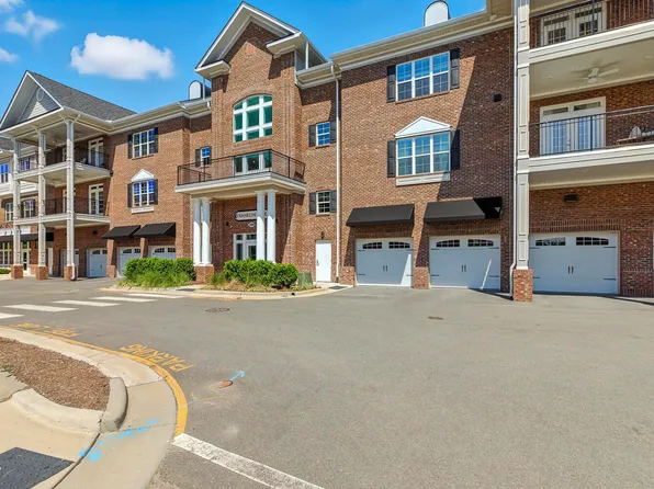 1200 Gathering Park Cir #201, Cary, NC 27519