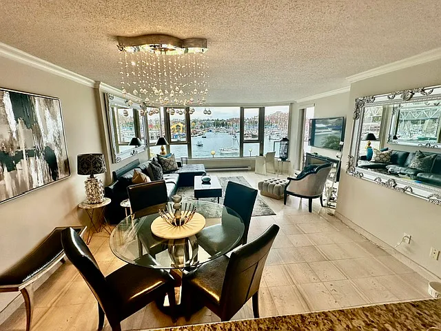 1675 Hornby St #304 — Photo 6