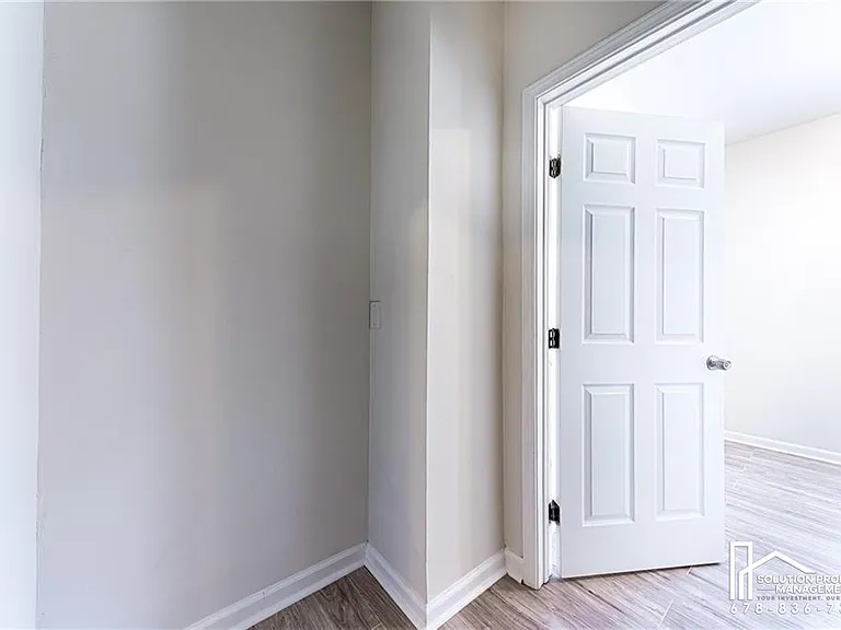 987 Dimmock St SW #4 — Photo 10
