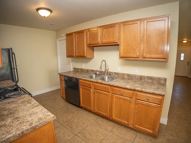 120 Rylee Cir #A — Photo 9