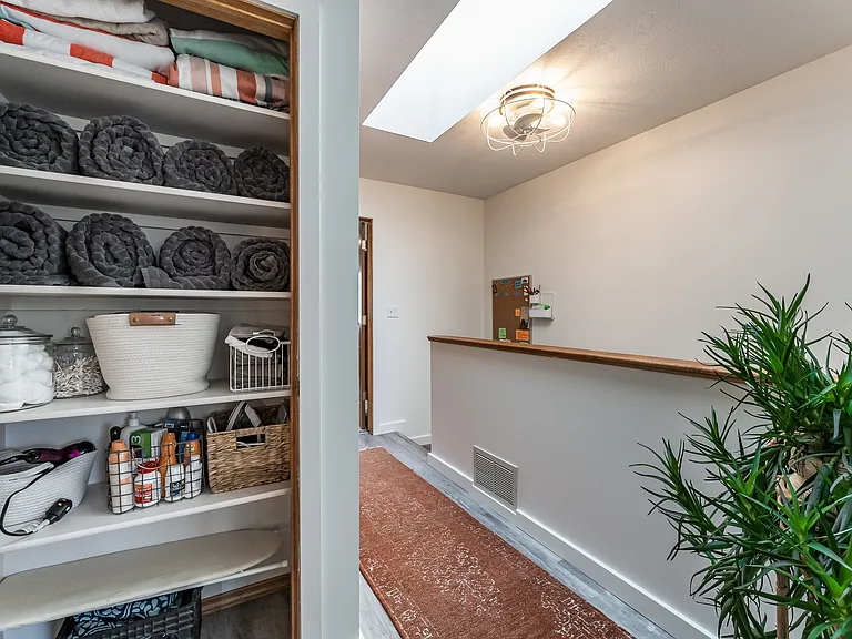 1712 W Olive St #50 — Photo 30