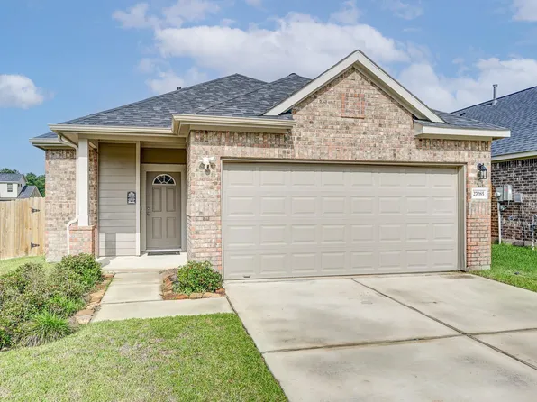 27085 Kestrel Trl, Magnolia, TX 77354