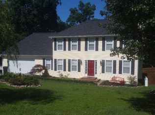 385 Bethany Dr, Dalton, GA 30721