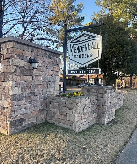Mendenhall Gardens — Photo 1