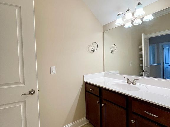 5th image of 23 Pisgah Forest Cir
