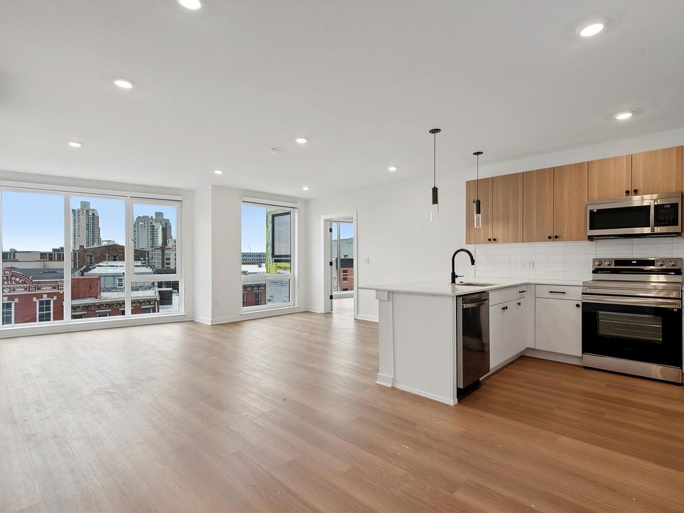 1st image of 828 N 2nd St #211
