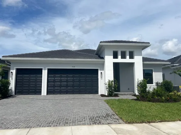 9128 Bernini Pl, Sarasota, FL 34240