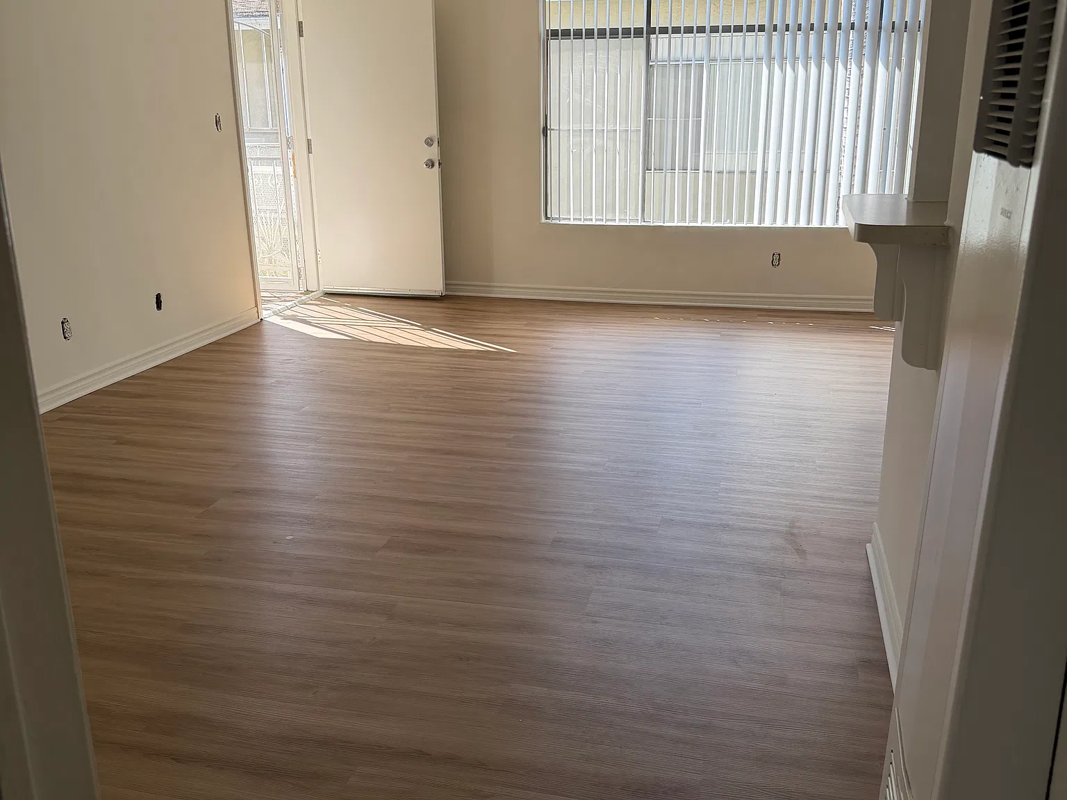 Quiet Park Apartments — Photo 4