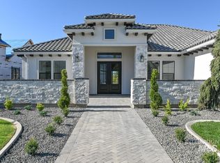 1549 N Palaestra Ave, Eagle, ID 83616