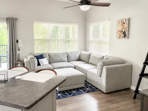 10059 Perfect Dr, Pt Saint Lucie, FL