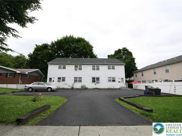 709 Line St APT B