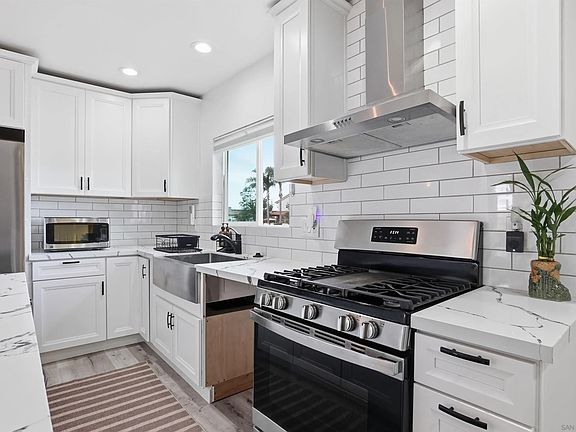 3rd image of 4187 Wilson Ave