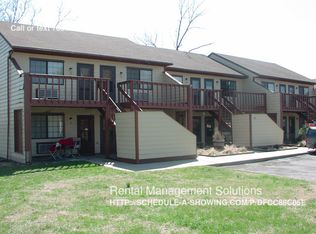 408 SW Macvicar Ave APT 7, Topeka, KS 66606