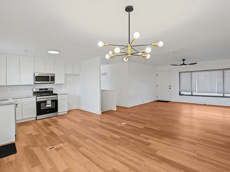 Edgefield Dr — Photo 6