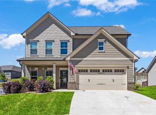 4351 Pleasant Garden Dr, Gainesville, GA 30504