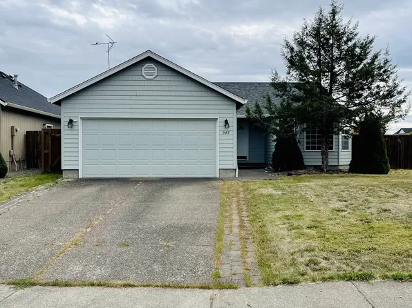 347 Park Pl, Monmouth, OR 97361