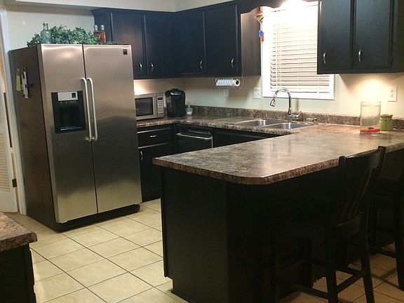 5th image of 927 Pheasant Hollow Dr