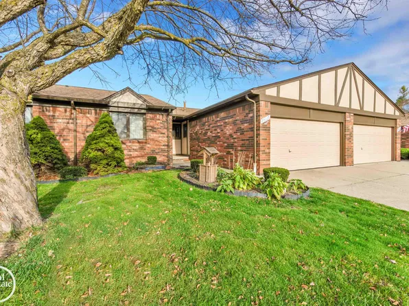 29660 Beech Nut Dr, Warren, MI 48092