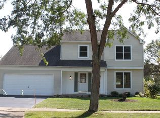 1015 Louis Ave, Algonquin, IL