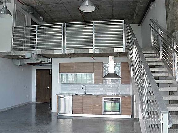 2nd image of 1557 N Miami Ave #612