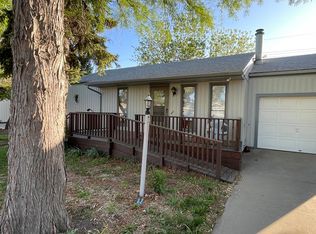 1106 Windsor Dr, Salina, KS 67401
