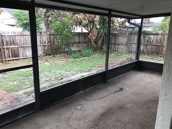 4th image of 1532 Bunker Hill Ct