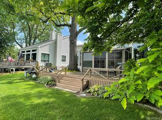 10470 King Rd, Davisburg, MI 48350