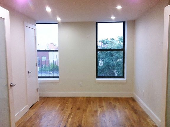 4th image of 841 Kent Ave APT 4F