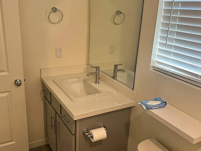 5918 Esmerelda Ave — Photo 13