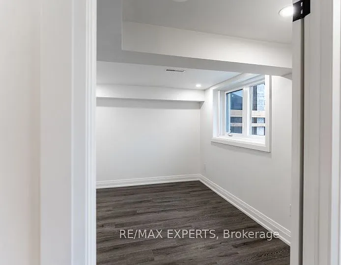107 Cabana Dr #BASEMENT — Photo 6