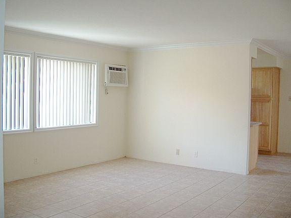 5th image of 74 E Sierra Madre Blvd APT D