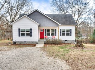 114 Fulgem Cemetery Rd, Burns, TN 37029