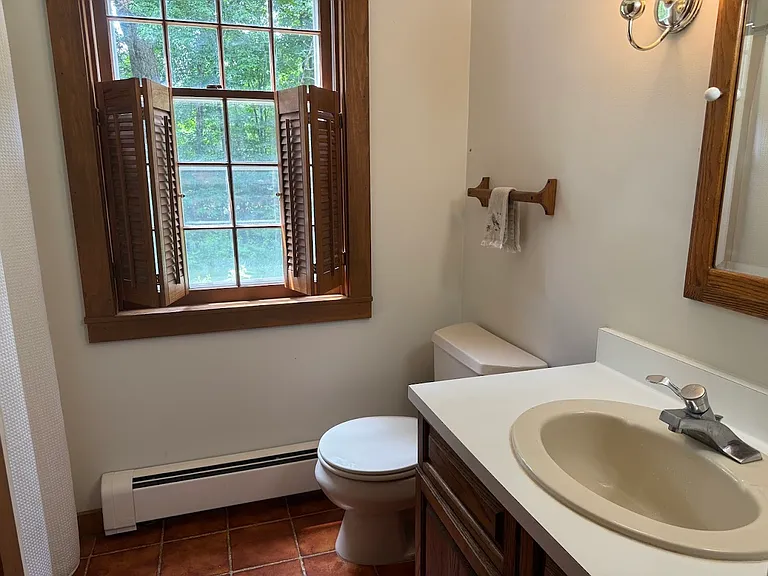 32 Revere Rd — Photo 7